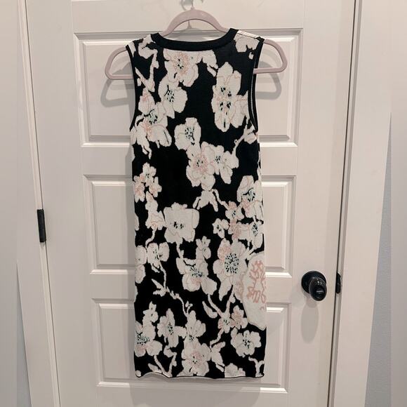 RACHEL Rachel Roy Knit Stretch Dress Size Medium Floral Print Sleeveless-SMALL - Picture 2 of 6